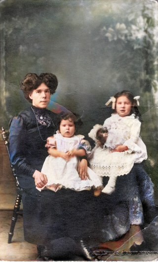 Bertha and her two young daughters