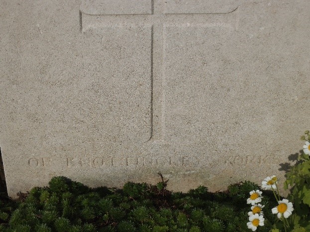 close up of the gravestone so the words of Knottingley Yorks can be read